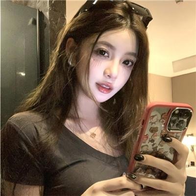 三小一家人